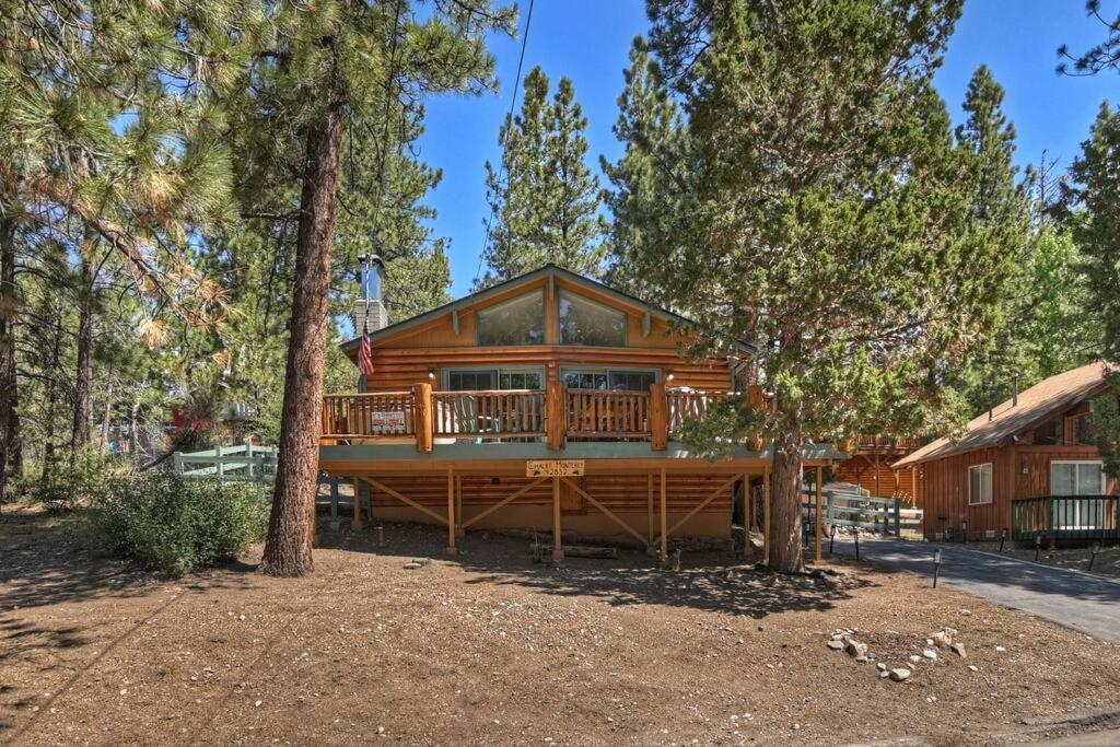 ビッグ・ベアー・レイク Chalet Monterey W/Hot Tub - Big Decks/Bbqヴィラ エクステリア 写真