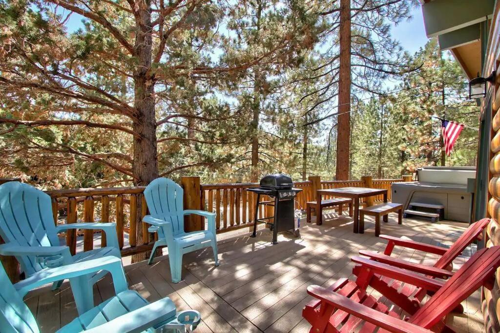 ビッグ・ベアー・レイク Chalet Monterey W/Hot Tub - Big Decks/Bbqヴィラ エクステリア 写真