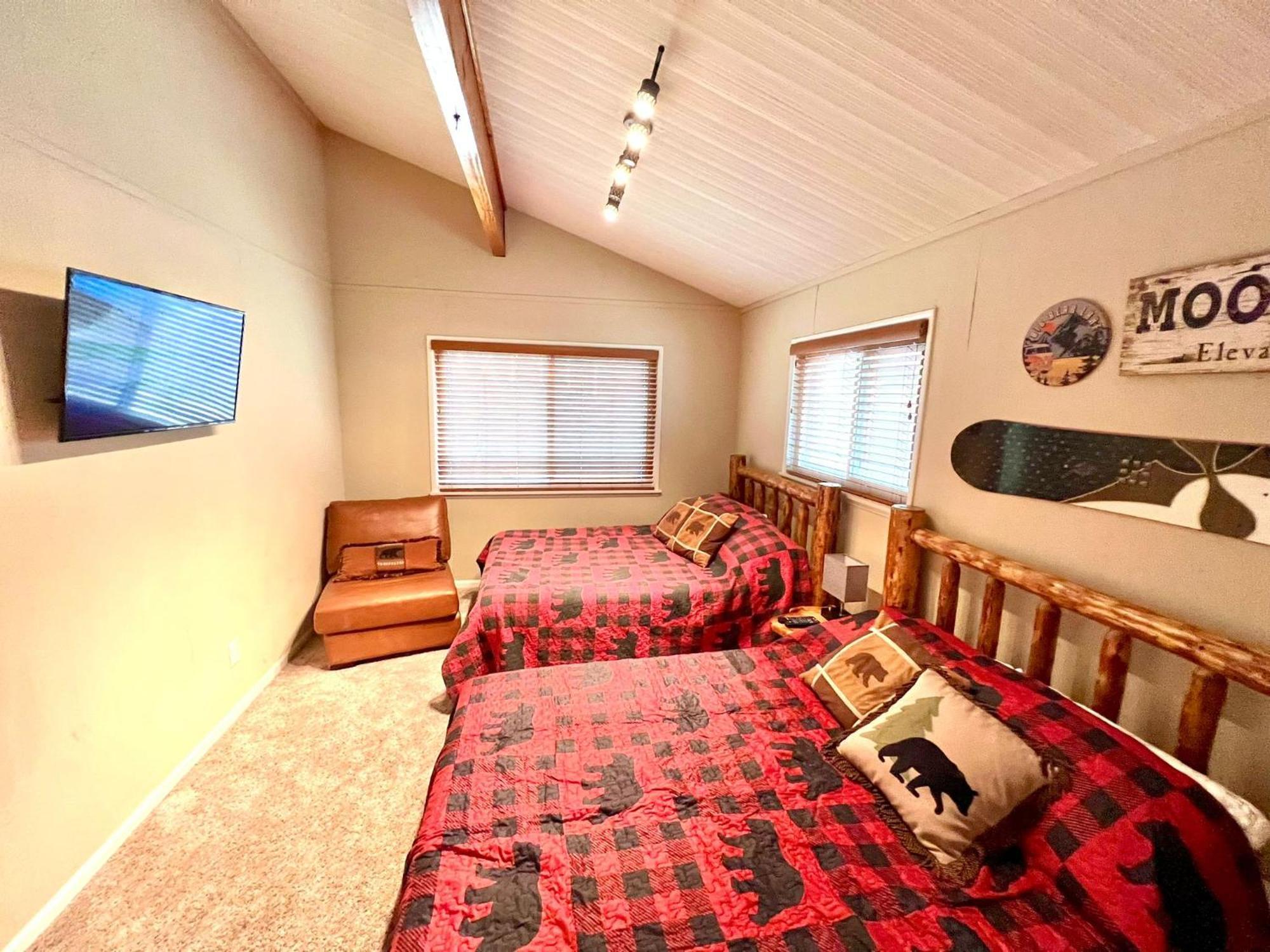 ビッグ・ベアー・レイク Chalet Monterey W/Hot Tub - Big Decks/Bbqヴィラ エクステリア 写真